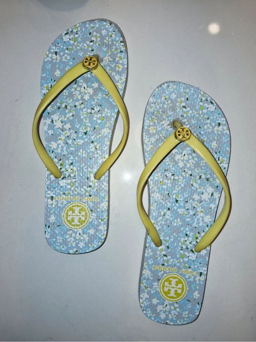 Tory Burch Women’s Yellow-Strap Floral Print Flip Flops size 7
